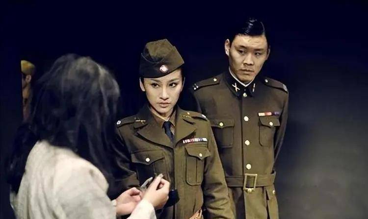 原创美女特务张春莲为躲通缉下嫁老农民暗藏大陆30年生下8个孩子