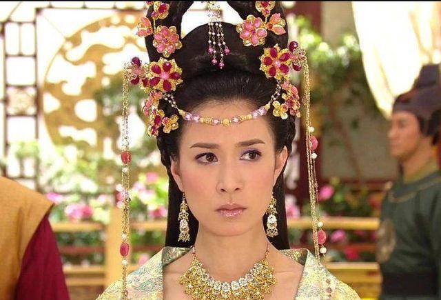 原创湖阳长公主刘黄从反贼姐到皇帝姐逼婚宋弘纵奴犯法被打脸