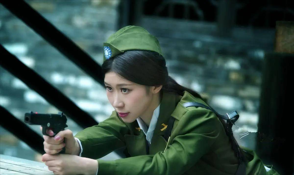 原创美女特务张春莲为躲通缉下嫁老农民暗藏大陆30年生下8个孩子