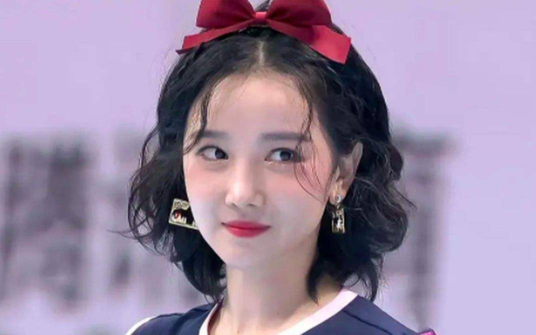 原创陈小纭近照曝光现身横店拍戏撞脸张娜拉网友换了个头