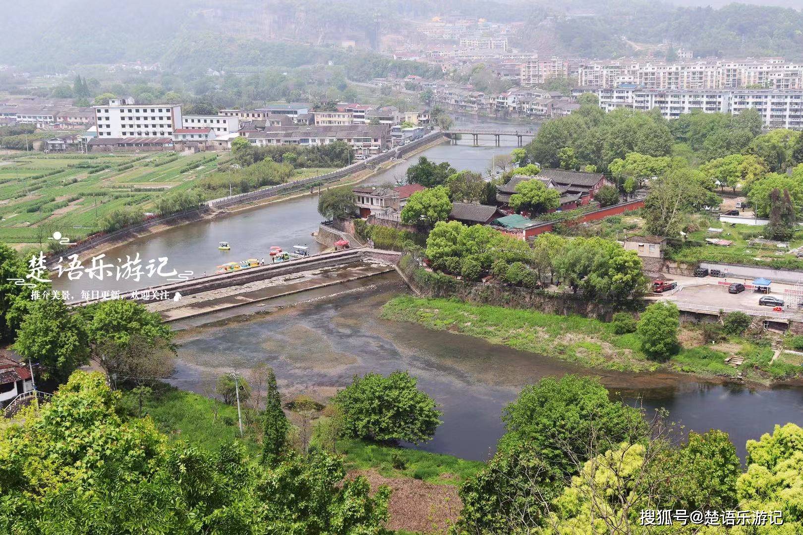 门票信息:免费2.地理位置:浙江省宁波市海曙区鄞江镇3.