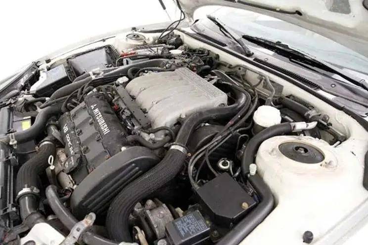 传奇三菱3000gt从报废到全球唯一