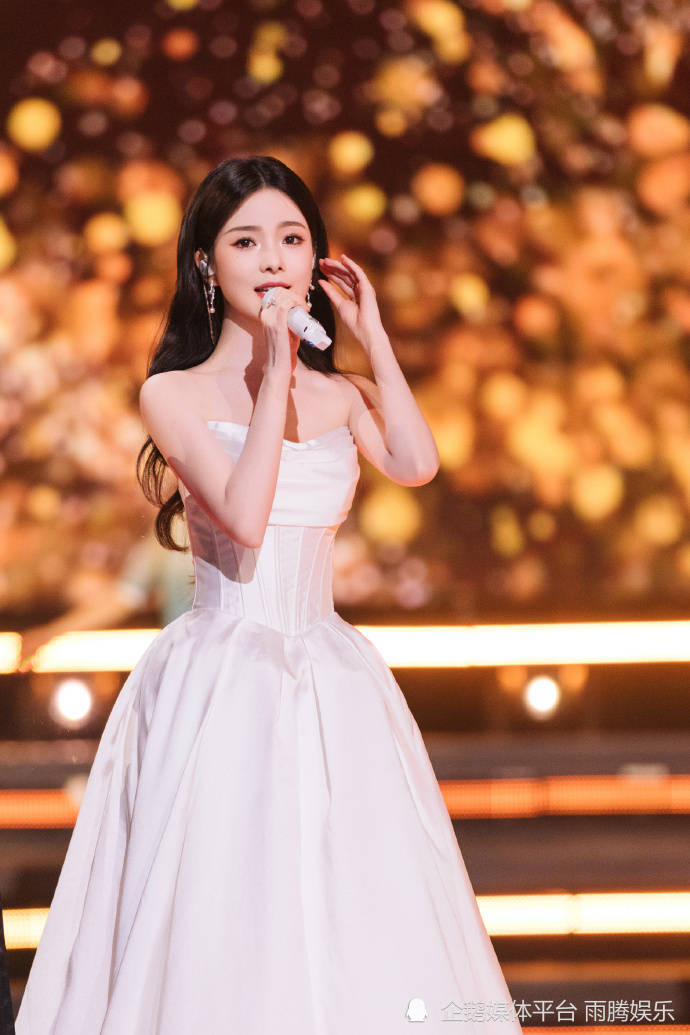 硬糖少女毕业两年陈卓璇郑乃馨凭实力圈粉刘些宁张艺凡弯道超车希林