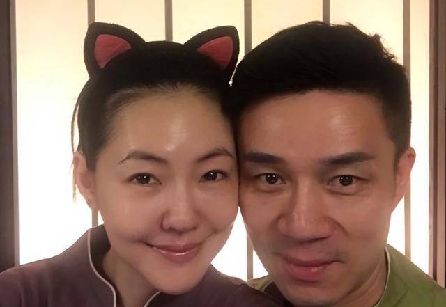 小s说恋爱时徐雅钧眼里有兽欲,想占有,生孩子后避免四目相接_许亚军