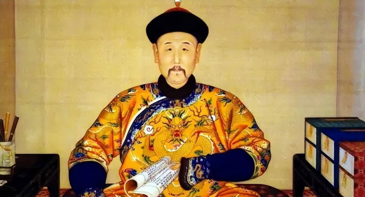 多亏了这个外国人留下了乾隆的真实容貌跟电视上不一样