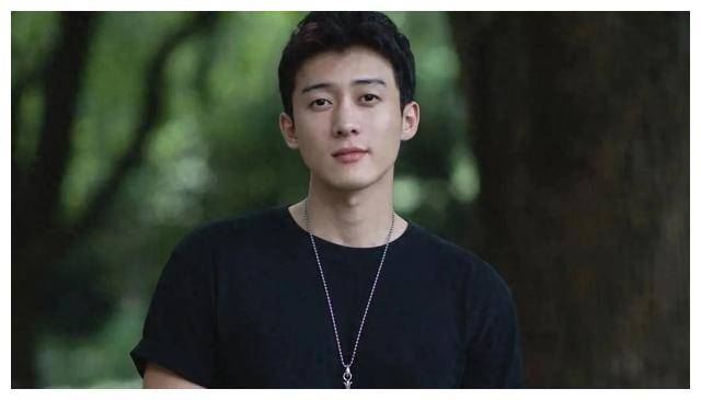 原创侯雯元钟楚曦恋爱让谁变得更帅答案原来是这个原因