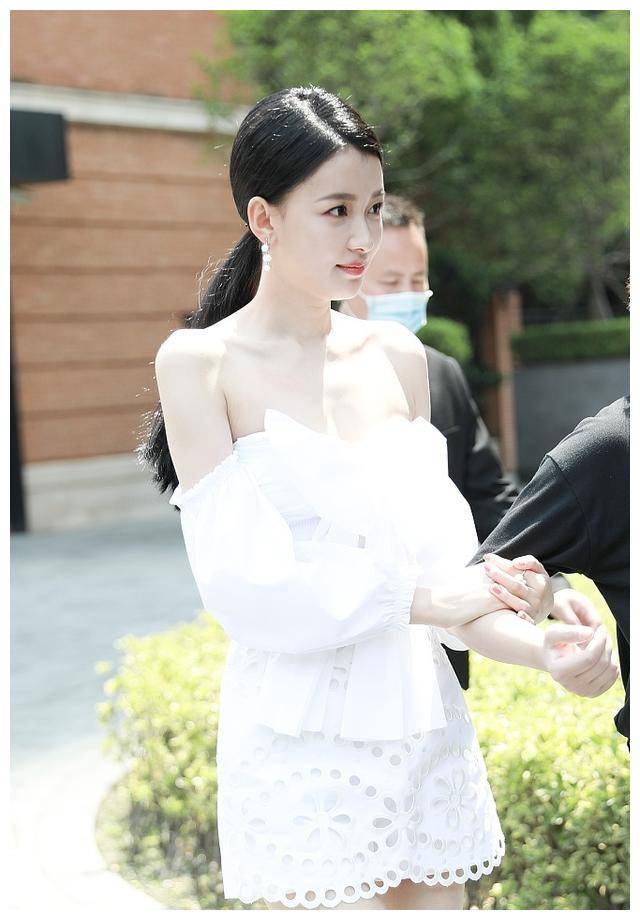 孙怡31岁,如何迷倒小鲜肉? 网友实地见证,心悦神怡._角色_年龄_董子健