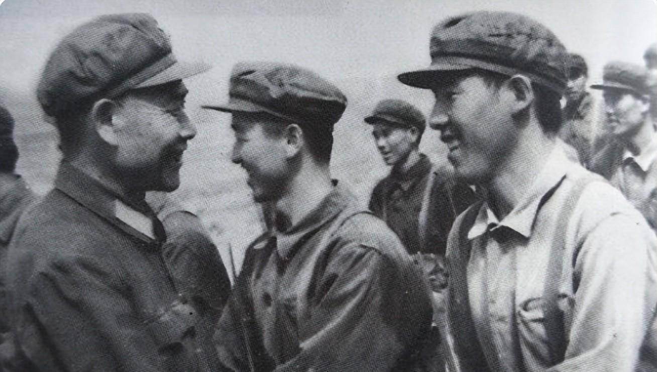 他想落实政策后退休唐亮你到兰州军区当副司令以为在开玩笑