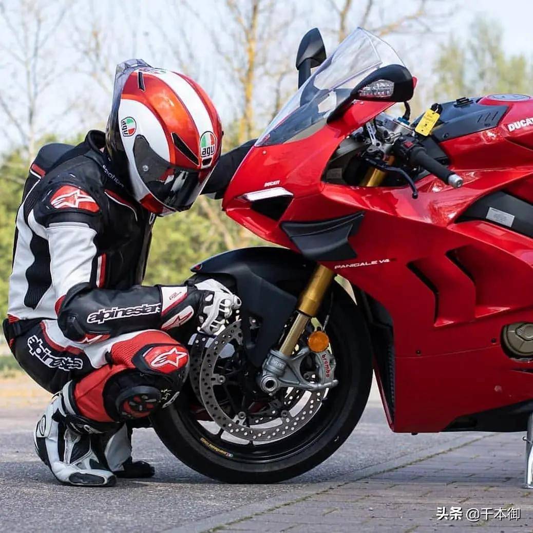 杜卡迪人称二轮界的法拉利,起因竟是因为它_搜狐汽车_搜狐网