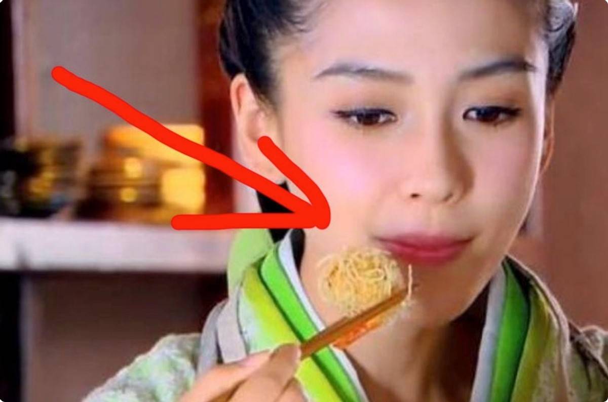 原创吃饭做作别硬演与凤行赵丽颖一出手带来教科书式干饭