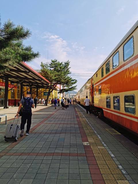 坐火车去九寨沟旅游7天跟团游多少钱坐火车去九寨沟旅游7天多少钱