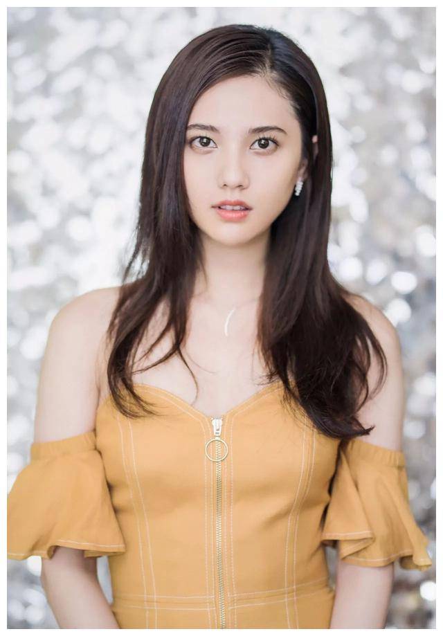 故事得从电视剧《小日子》的演员表说起.