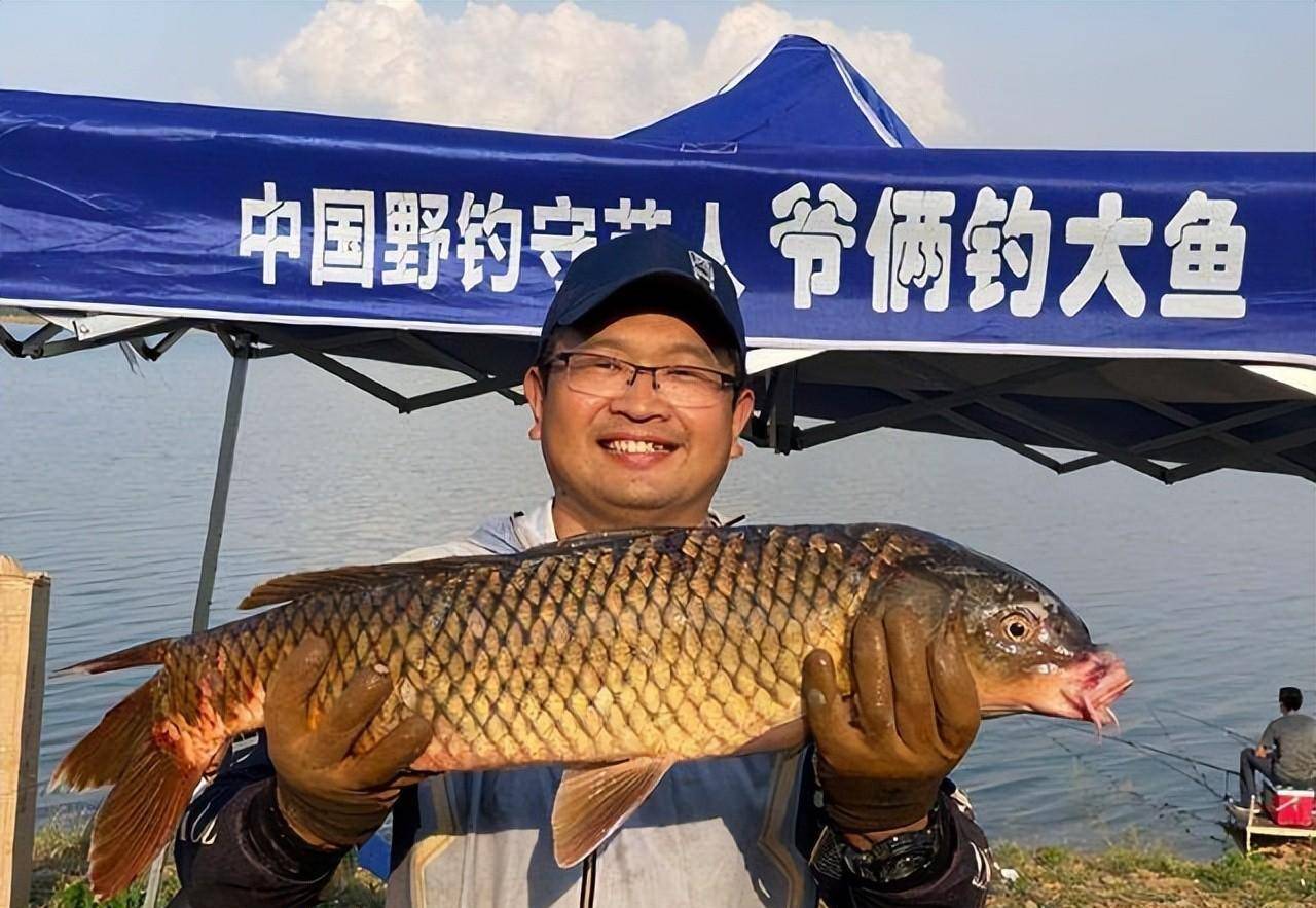 钓鱼爱好者福音揭秘大鱼觅食规律与守钓技巧