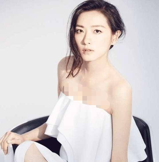 "我拿你当清纯少女,你却偷偷结了婚"的女星,甚至都已经成妈妈了_万茜