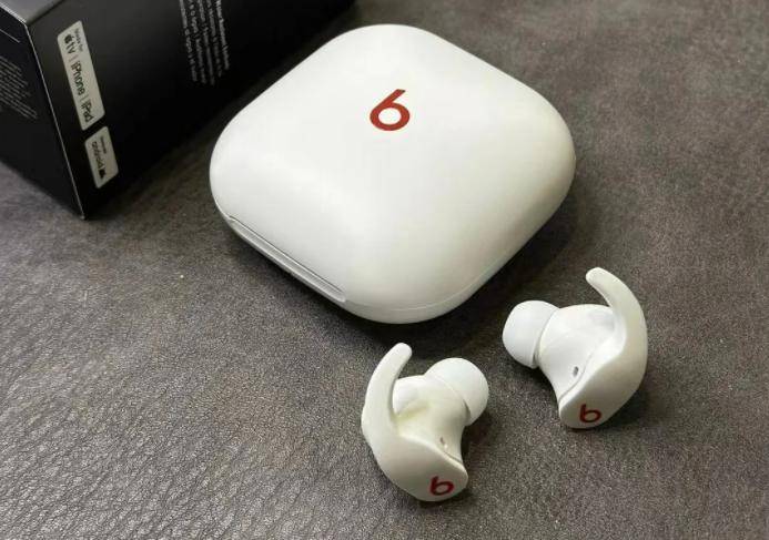 1.佩戴舒适度排名——开放式>半入耳>入耳式>头戴式693_487