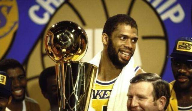 39岁仍风采依旧詹姆斯贾巴尔乔丹和邓肯的不凡表现