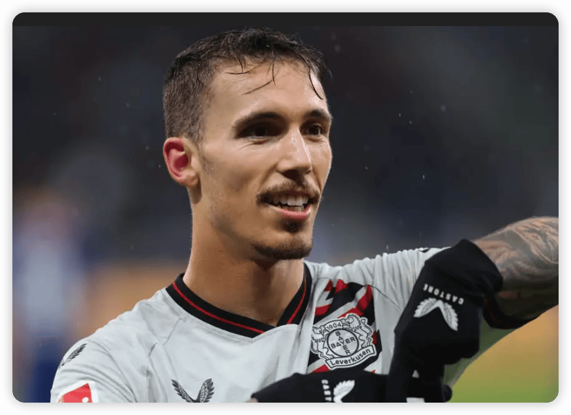 格里马尔多:在星空下,阿隆索的指导如恒星般闪耀_赫尔南德斯_球员_教