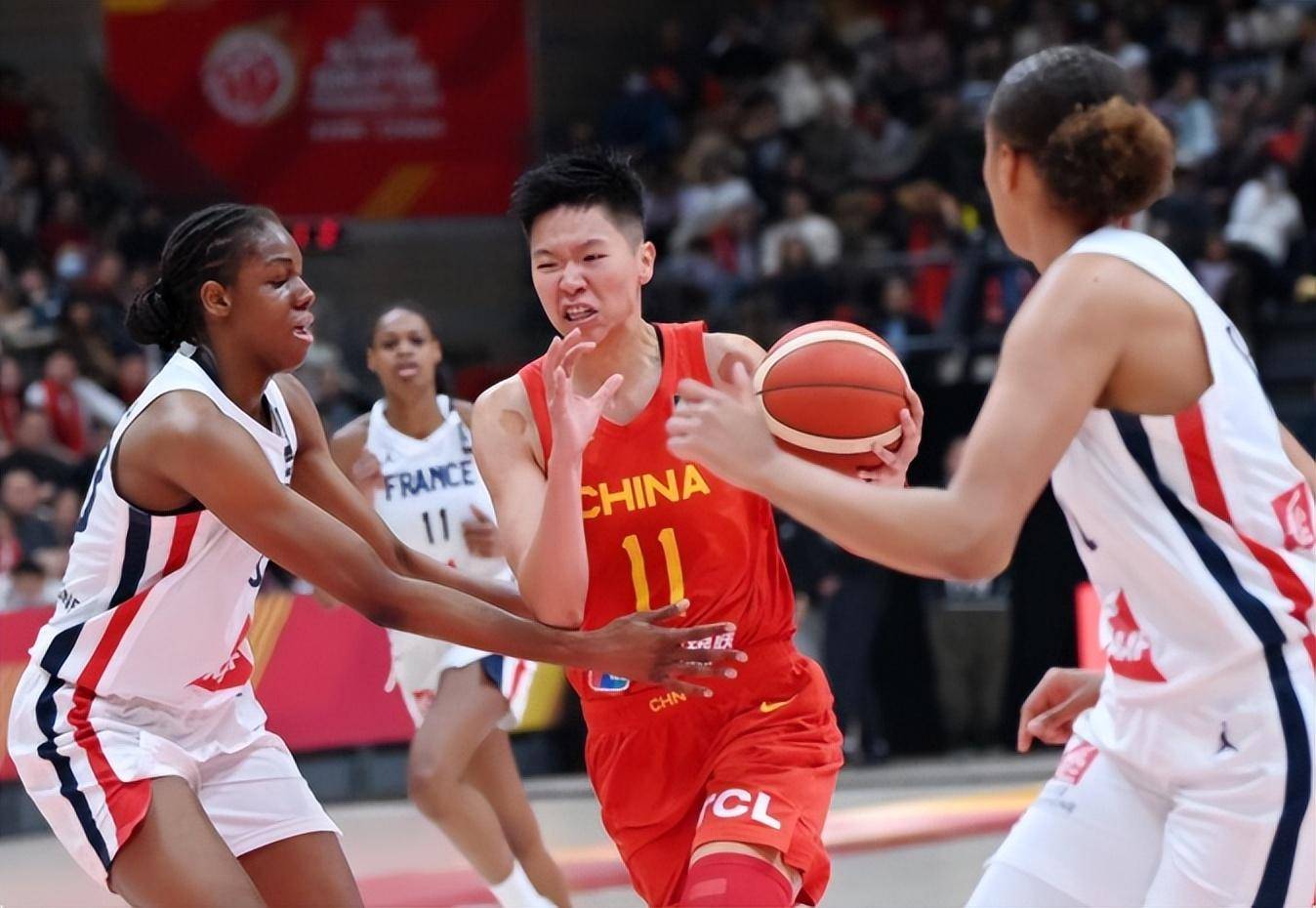 巴黎奥运会女篮分组抽签揭晓中国队避开东道主法国抽得上上签