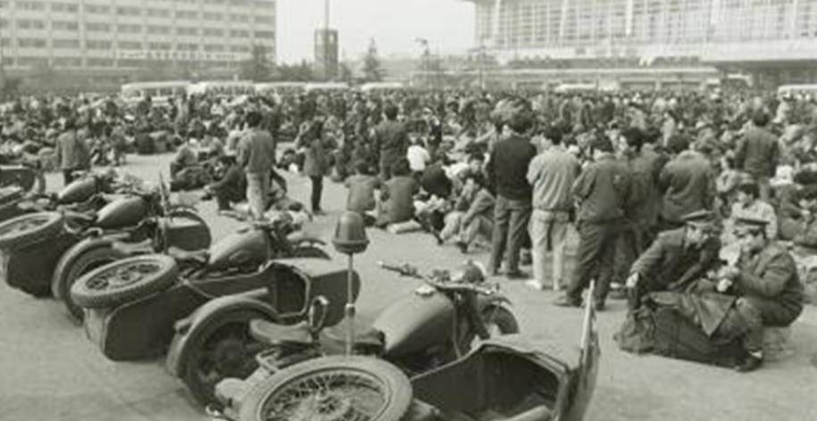 湖南特种兵邓文斌:退伍成"悍匪",为逃追捕,跨3国娶5个老婆_部队_军人