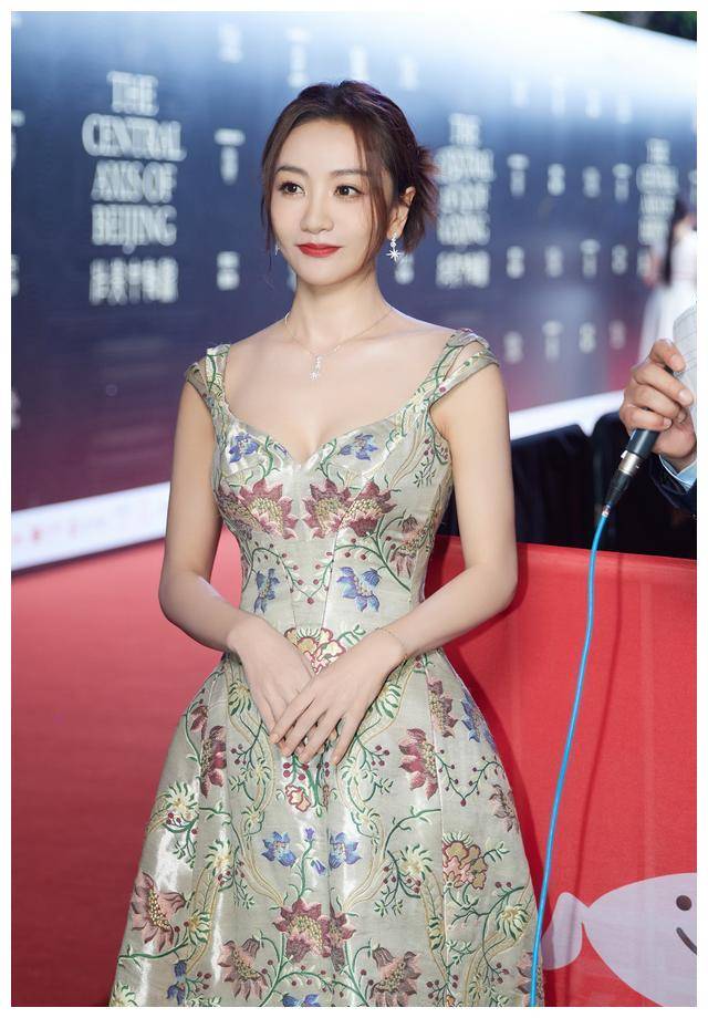 少见杨蓉加盟大侦探第七季脑洞大开即将带来更多惊喜