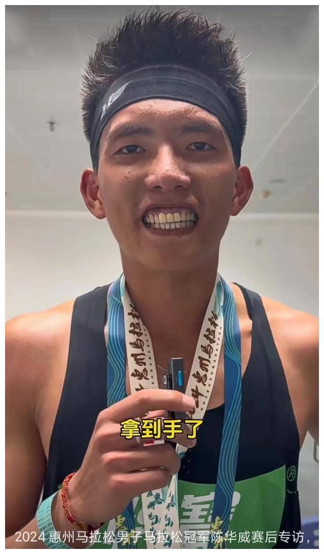 原创挑战42公里马拉松背后的辛苦意义值得吗