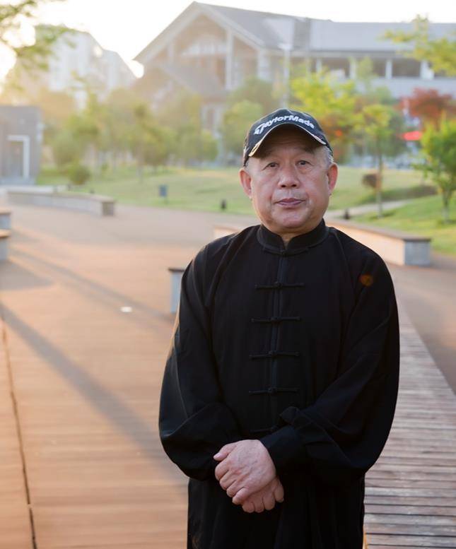 论张奇的功夫造诣曾任大连陆军学院武教门下正宗弟子多达600