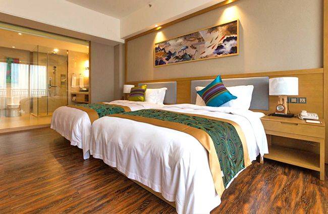 随便附上一张酒店美照:2,桂林酒店淡旺季差别很大,不要因为淡季来过