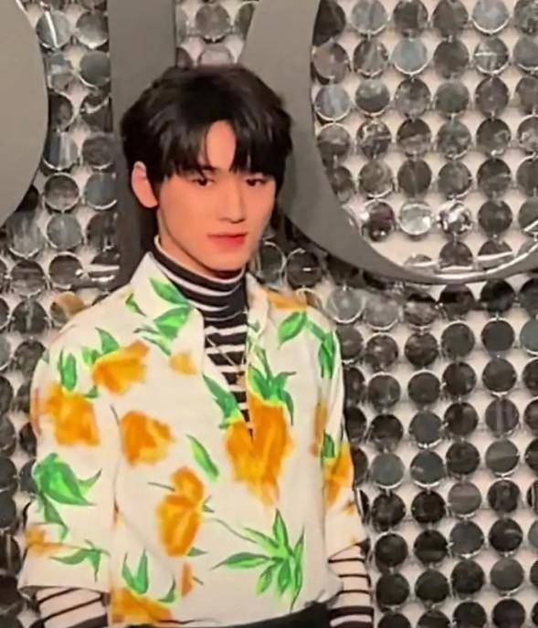 原创原创没有美貌的宋亚轩长什么样失去十级滤镜后这造型太真实了