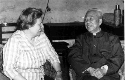 人,却用中国名字入中国籍,对外宣传中国文化_吴雪莉_雪莉·伍德_西方