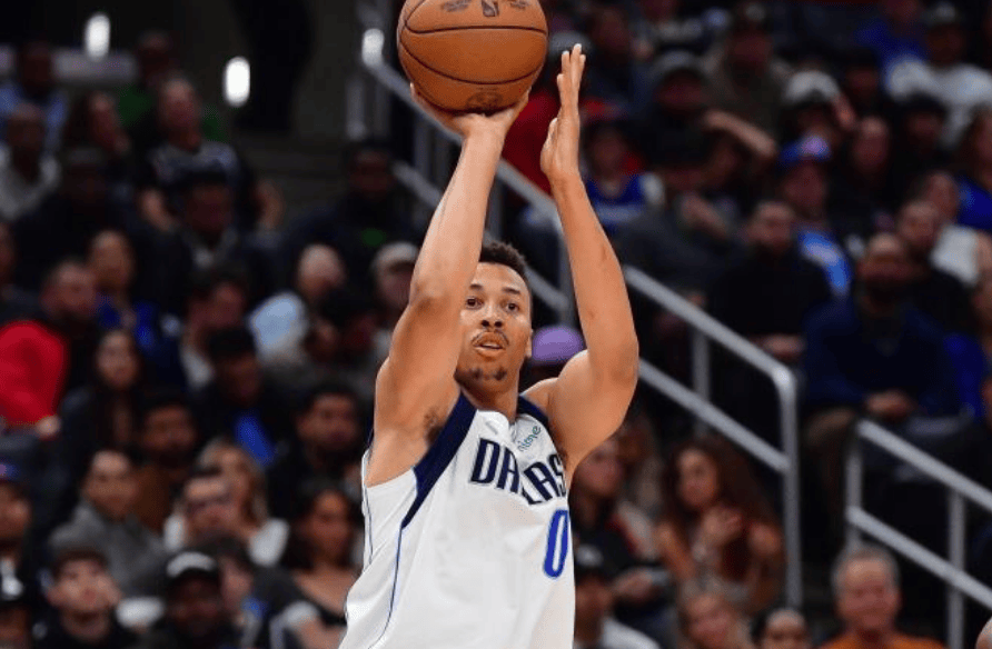 独行侠113-107击败马刺 球员评分:6人满分,4人及格,1人崩盘_比赛_欧文