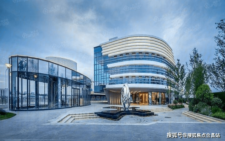 地铁时代云上城