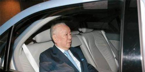 想要花光父亲的钱,需要1750年_许晋亨_许世勋_财富