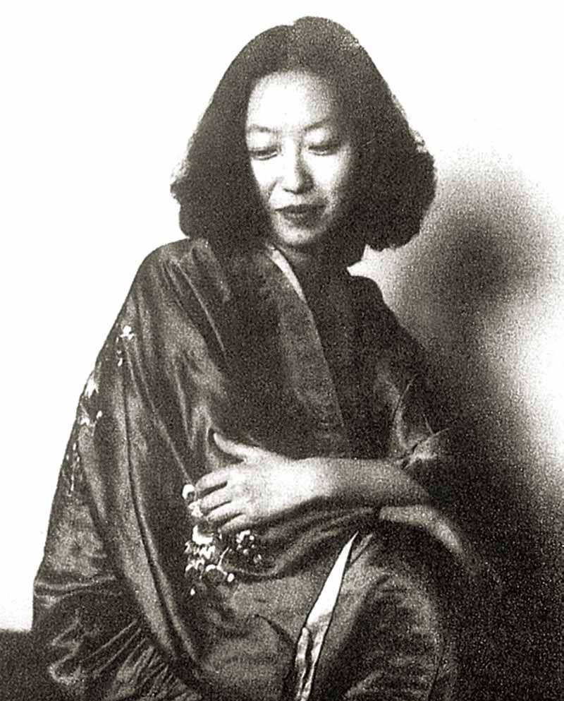 她在美国唯一频繁联系的好友林式同,是唯一接到她房东电话的亲友,所以