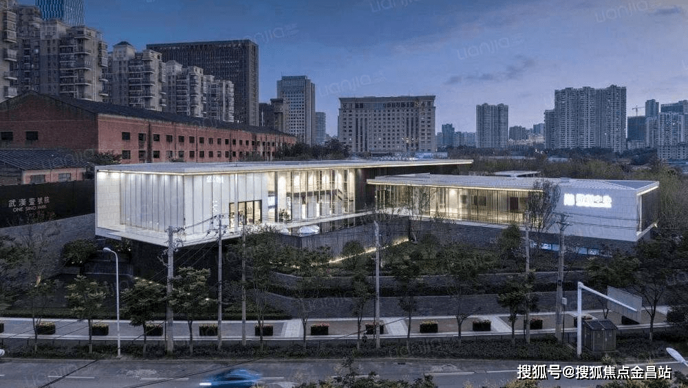 融创光谷壹号院售楼处电话→售楼中心→首页网站→楼盘百科详情→24小