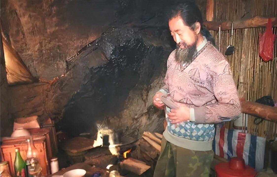 94年,奇人张金星倾家荡产进神农架寻野人,愿与野人结婚,怎样了_生活