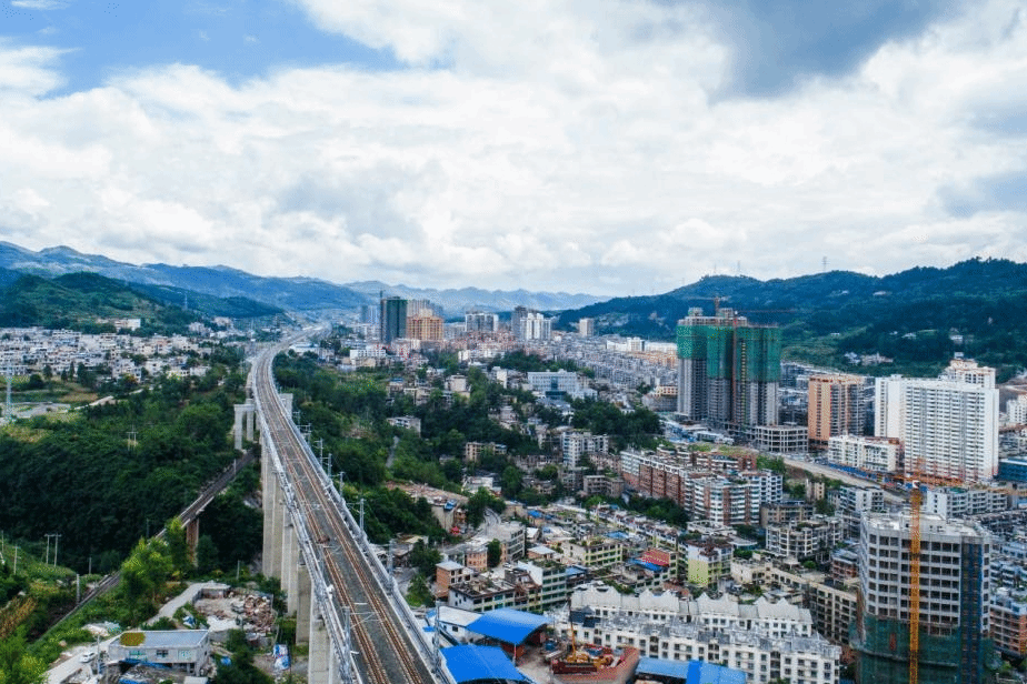 贵阳网·甲秀新闻讯今年以来,息烽县水务管理局通过抢抓增发国债项目