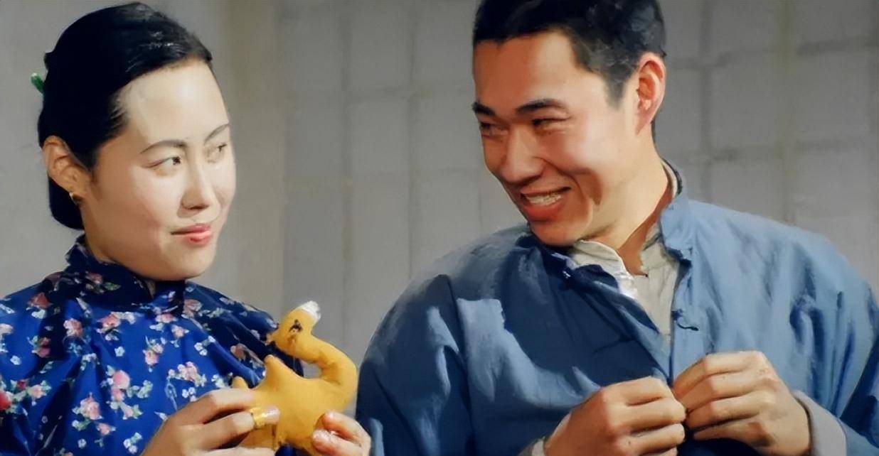 在她将精力都放在事业上时,遇到了志同道合的敖醒晨.