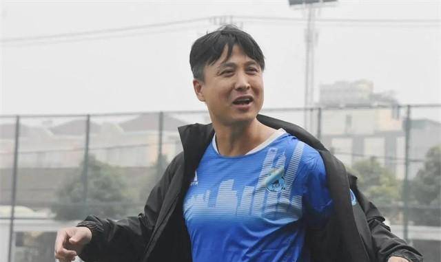 原创国足名宿祁宏涉假让球坐牢5年出狱后浪子回头重新开始生活