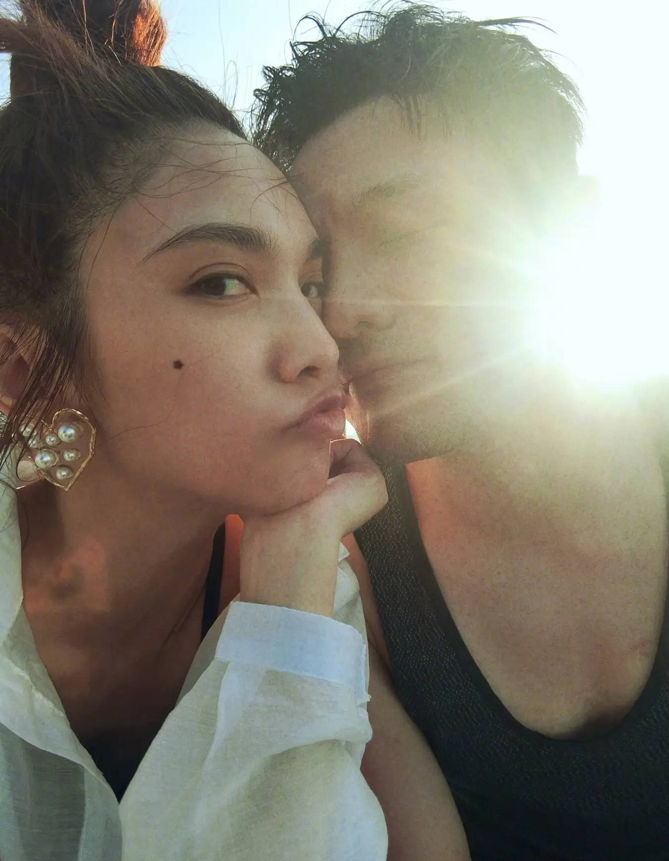 李荣浩晒出杨丞琳为他拍的纹身照网友真夫妻发糖了