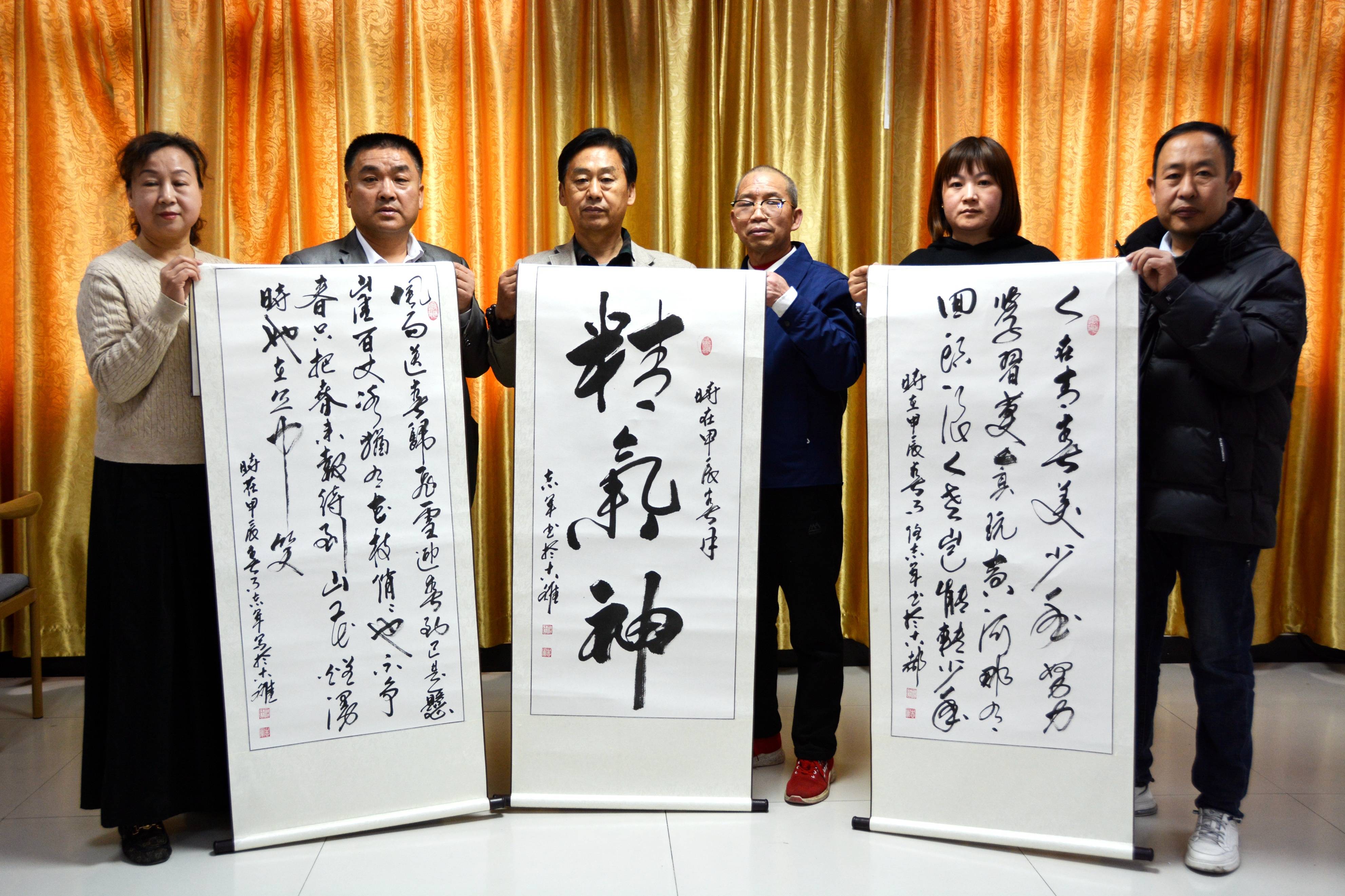 洛阳雅俗共赏文化艺术研究院特邀书画家举办红色记忆一书为主题宣传