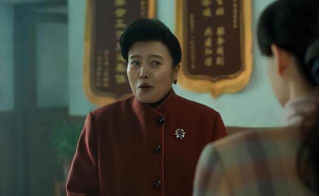 2分,被63岁的她惊艳到了_丁嘉丽_高梅_小角色