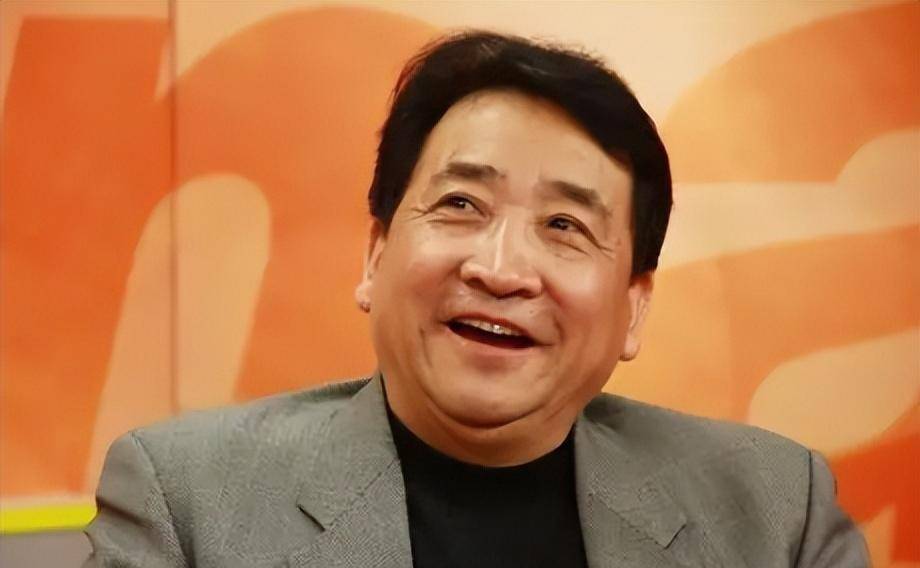 原创为挣快钱分手贾玲从舞台笑星成为笑谈白凯南究竟怎么了