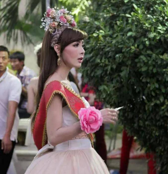 原创从事风俗业的泰国人妖有多惨被顾客虐待负债累累是常态