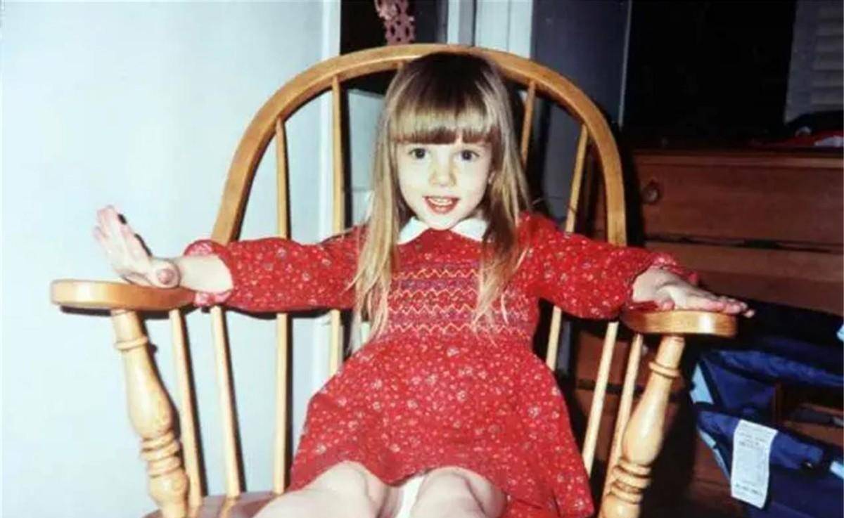 美元,nba巨星扬言要喝她洗澡水_凯文·杜兰特_斯嘉丽·约翰逊_电影