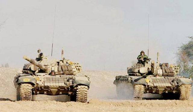 海湾战争为何打醒了全世界看当时伊军的实力和防御计划就明白了