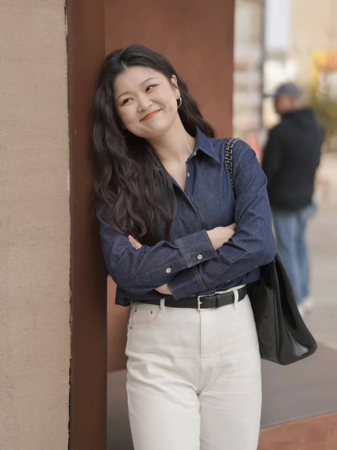 圆脸女生如何挑选春天的专属发型~