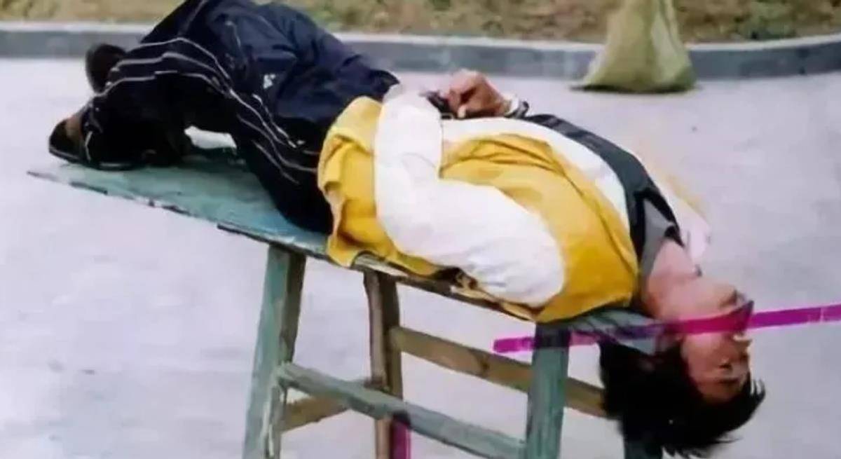 原创2001年河南一男子自制智能木马17名少年体验后离奇失踪