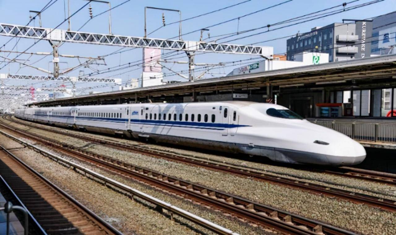 中国等,而由于中国的高铁技术属于"后来居上"的,因而尽管中国和泰国