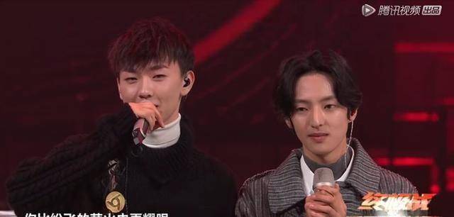 原创明日之子赵天宇和田燚送杨幂礼物一首诗朗诵让幂幂害羞