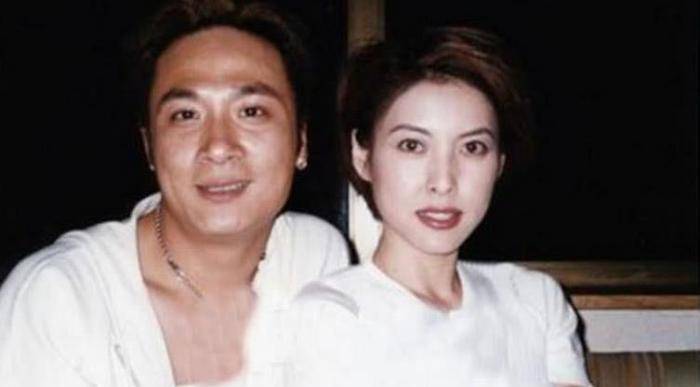 影帝吴镇宇,与初恋相爱8年后分手,现任妻子王丽萍,是漂亮模特